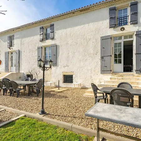 Le Logis De Luchet Hébergement de vacances